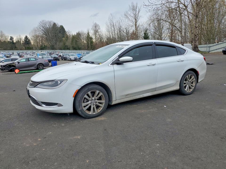 47042746 :رقم المزاد ، 1C3CCCAB4FN548928 vin ، 2015 Chrysler 200 مزاد بيع