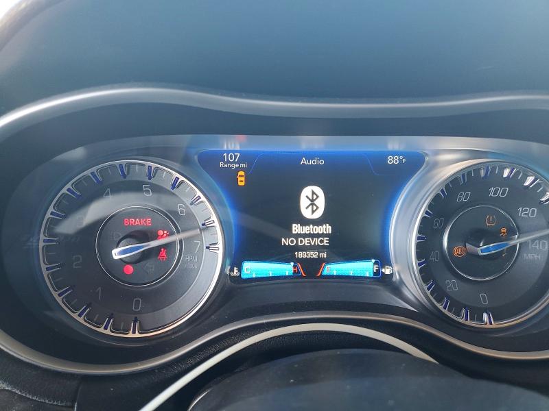 2015 Chrysler 300 მანქანა იყიდება აუქციონზე, vin: 2C3CCAAG2FH828873, აუქციონის ნომერი: 45887926