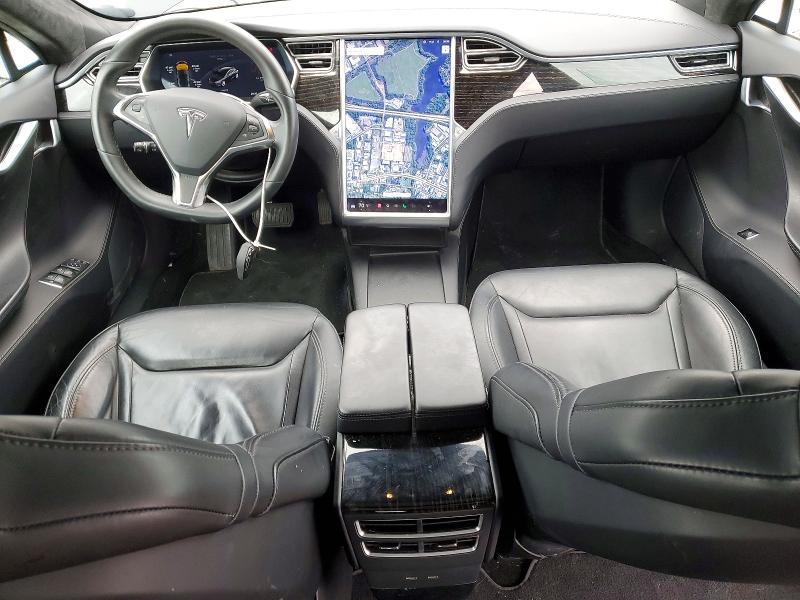 46364196 :رقم المزاد ، 5YJSA1E27GF170311 vin ، 2016 Tesla Model S مزاد بيع