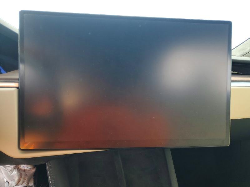 47240176 :رقم المزاد ، 7SAXCDE58RF449249 vin ، 2024 Tesla Model X مزاد بيع