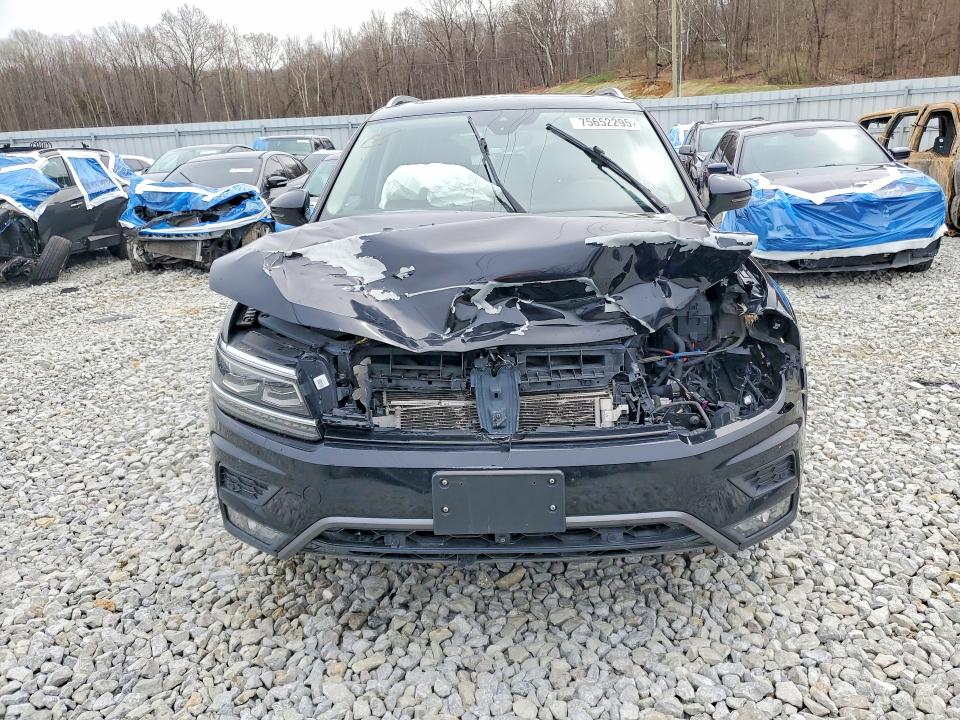 Auction sale of the 2018 Volkswagen Tiguan, vin: 3VV5B7AX0JM002058, lot number: 75652295