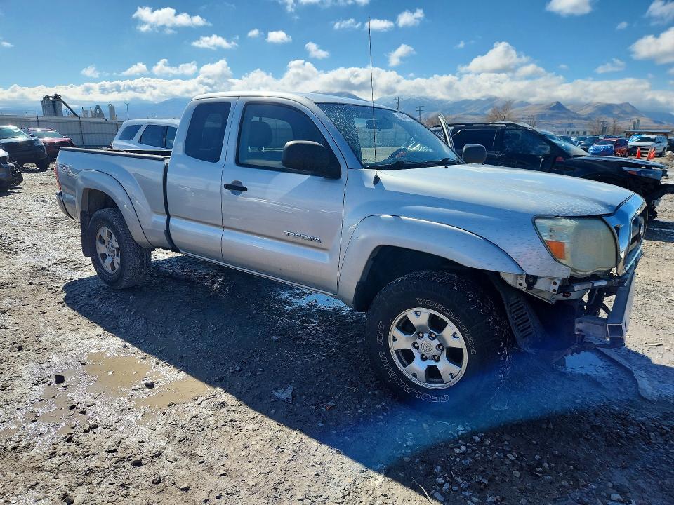 79254945 :رقم المزاد ، 5TEUU42N96Z235575 vin ، 2006 Toyota Tacoma مزاد بيع