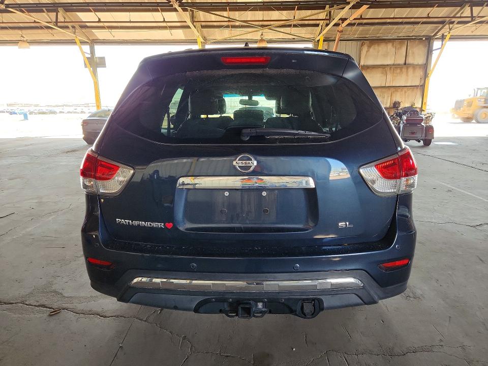 47108556 :رقم المزاد ، 5N1AR2MN4FC720125 vin ، 2015 Nissan Pathfinder مزاد بيع
