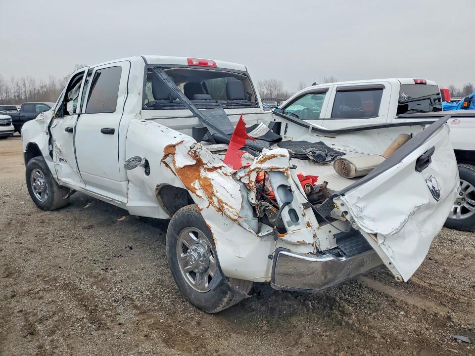 46011636 :رقم المزاد ، 3C6UR5CJ0KG675569 vin ، 2019 Ram 2500 مزاد بيع