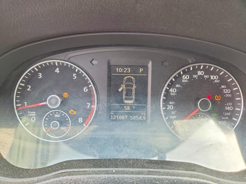 47245366 :رقم المزاد ، 1VWBP7A36DC102457 vin ، 2013 Volkswagen Passat مزاد بيع