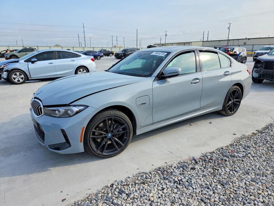 79944315 :رقم المزاد ، 3MW39FF03P8C97629 vin ، 2023 Bmw 330e مزاد بيع