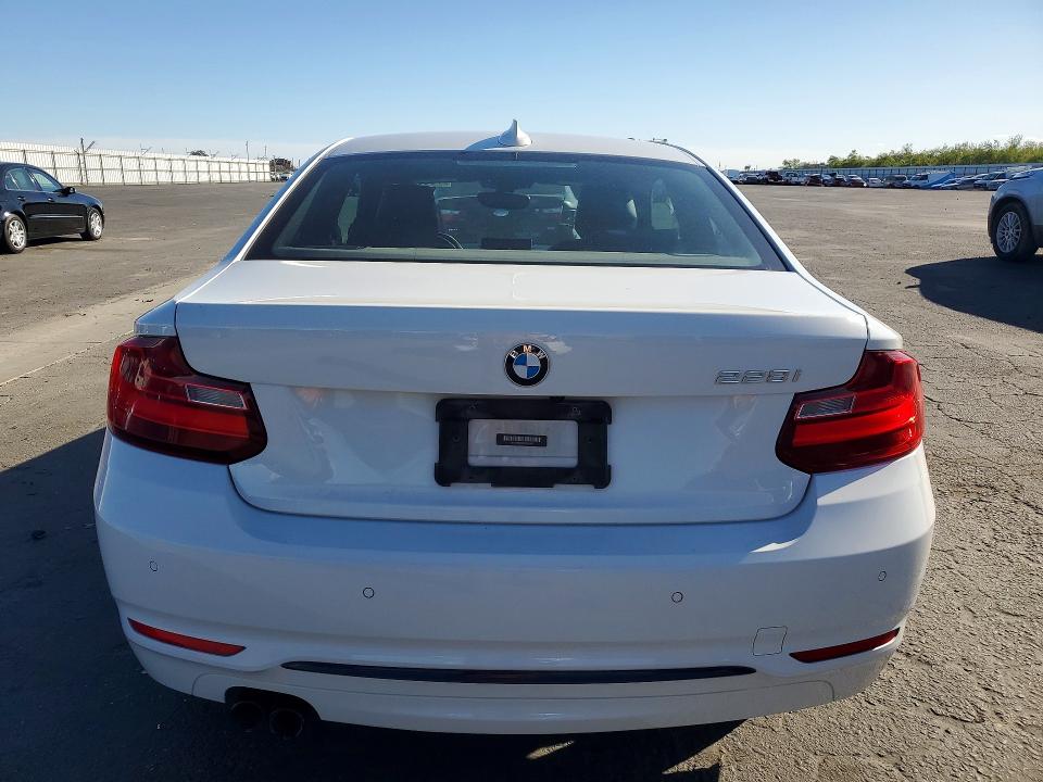 2016 Bmw 228 მანქანა იყიდება აუქციონზე, vin: WBA1F9C5XGV742687, აუქციონის ნომერი: 79672415