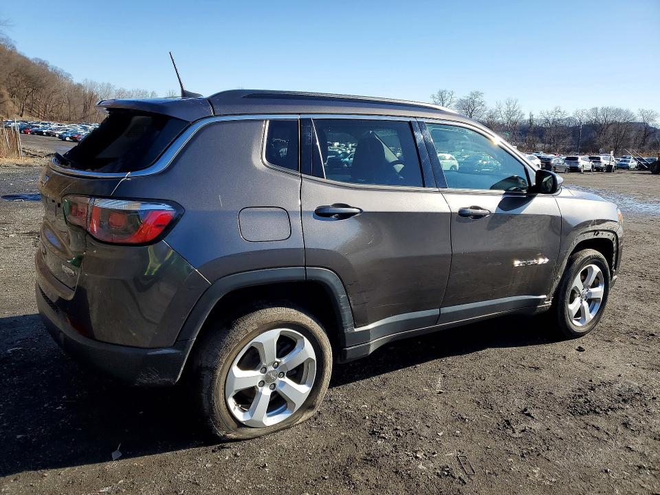 2019 Jeep Compass მანქანა იყიდება აუქციონზე, vin: 3C4NJDBB4KT827904, აუქციონის ნომერი: 46982666