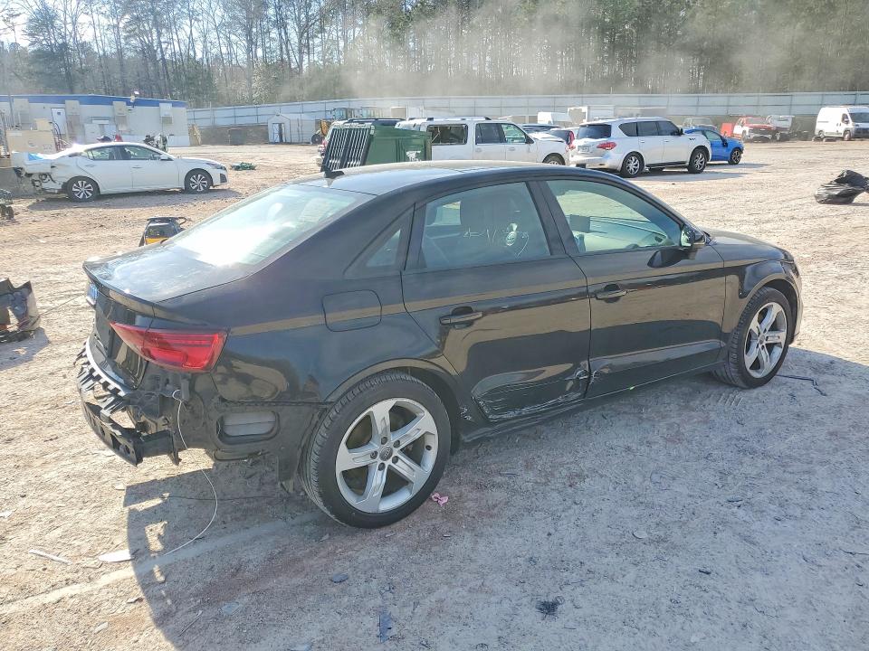 Продажа на аукционе авто 2018 Audi A3, vin: WAUAUHFF7J1054603, номер лота: 46735326
