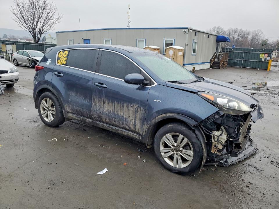 79593025 :رقم المزاد ، KNDPMCAC2H7167623 vin ، 2017 Kia Sportage مزاد بيع