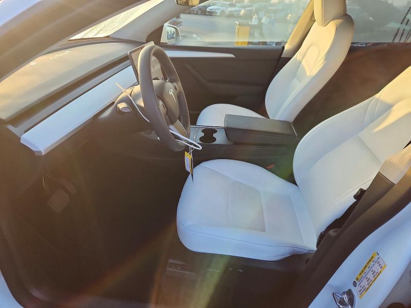 45616186 :رقم المزاد ، 7SAYGDED8RF154488 vin ، 2024 Tesla Model Y مزاد بيع