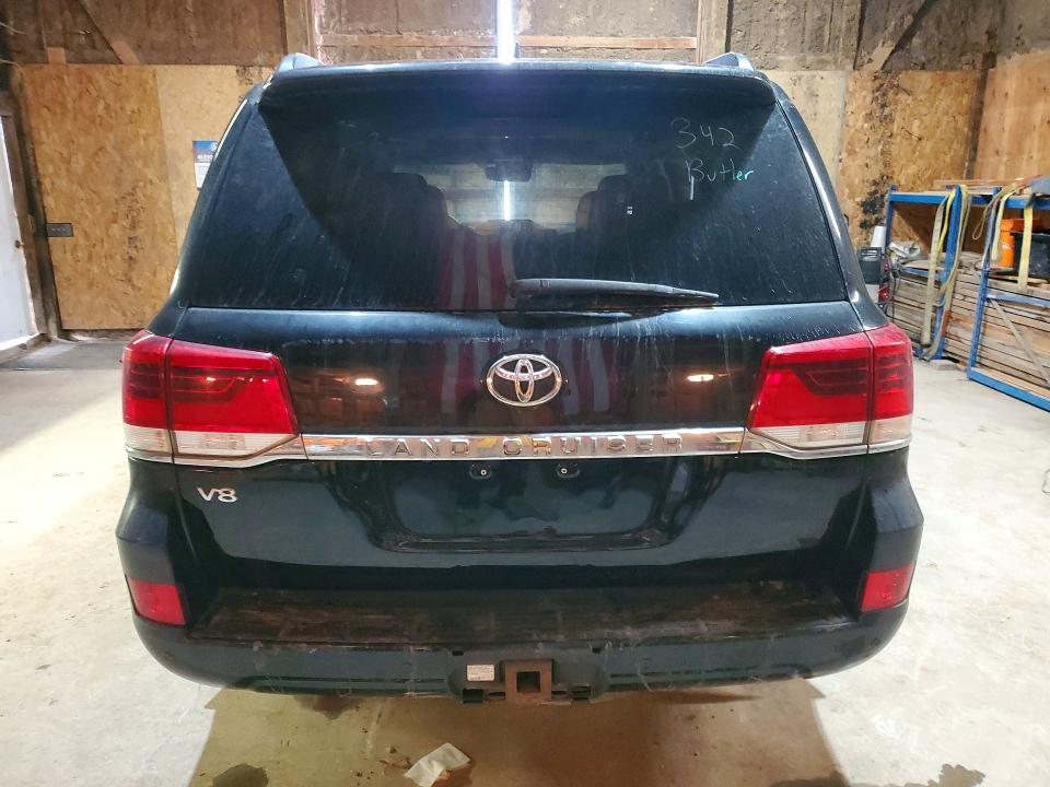 45669696 :رقم المزاد ، JTMCY7AJ0K4077355 vin ، 2019 Toyota Land Cruiser مزاد بيع