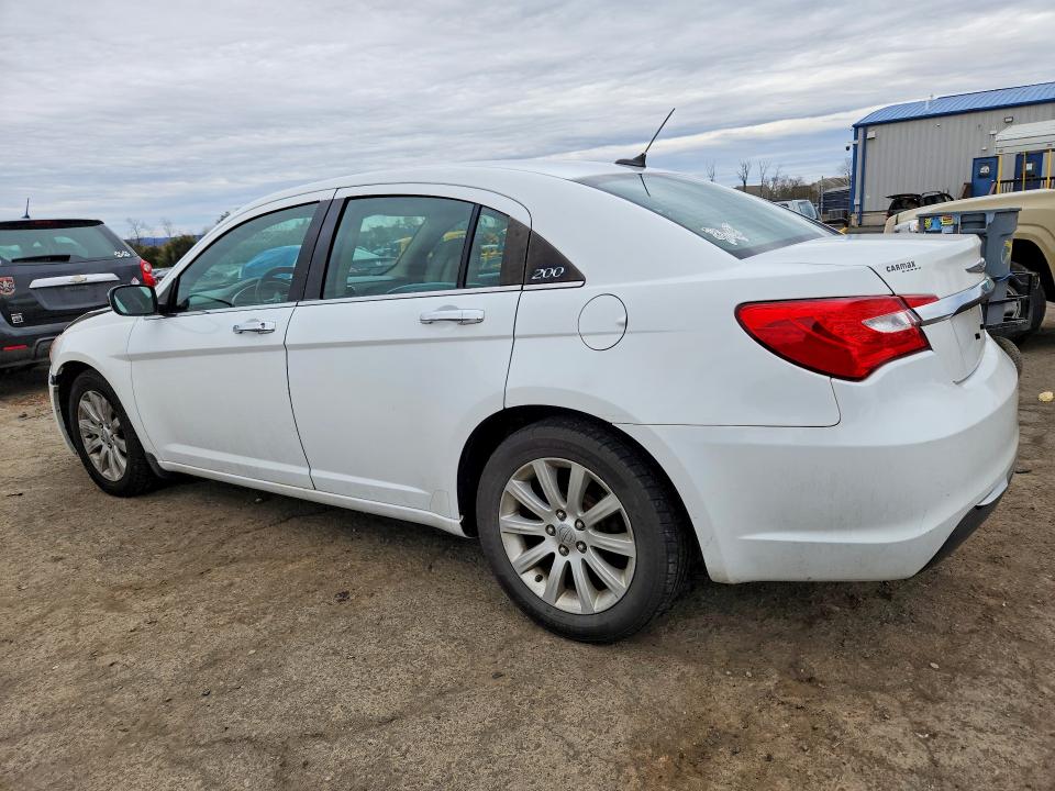 47739706 :رقم المزاد ، 1C3CCBCG5EN136017 vin ، 2014 Chrysler 200 مزاد بيع