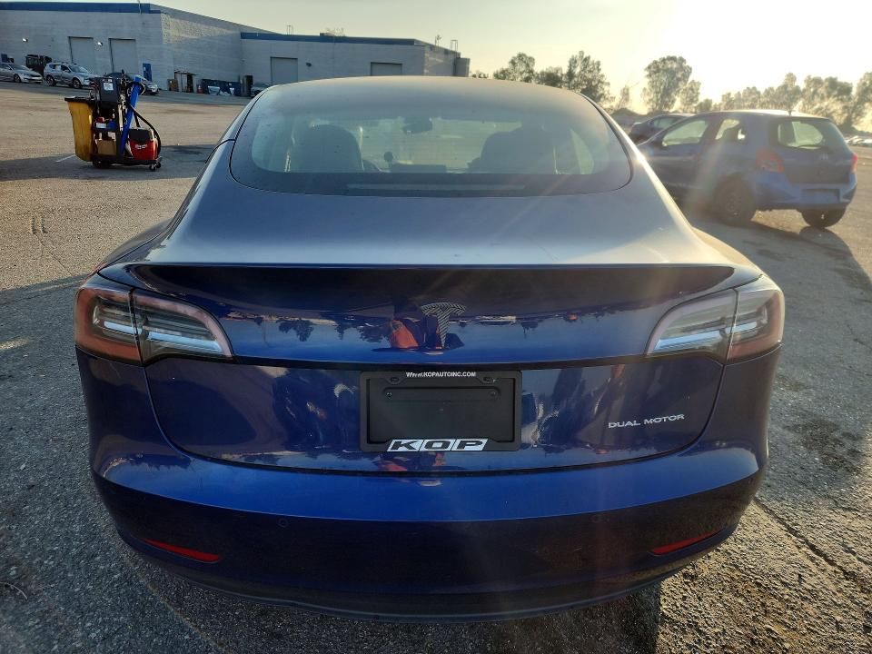 47652566 :رقم المزاد ، 5YJ3E1EB4NF145212 vin ، 2022 Tesla Model 3 مزاد بيع