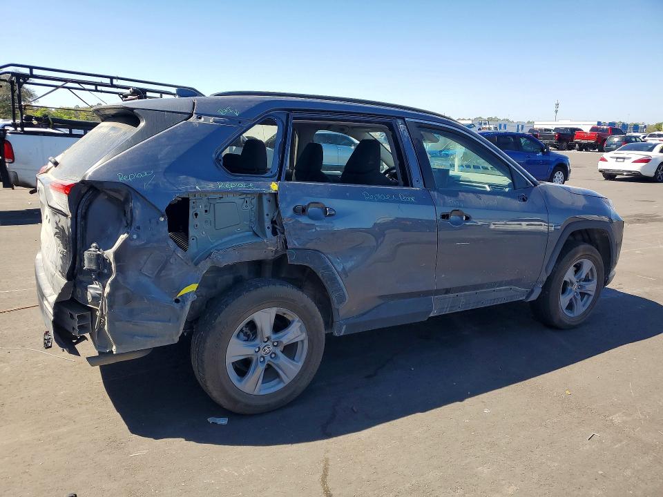 Продаж на аукціоні авто 2022 Toyota Rav4, vin: 2T3W1RFV6NC182306, номер лоту: 46462126