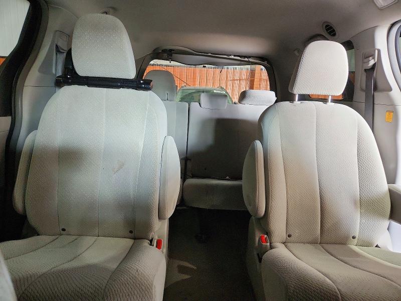 78902355 :رقم المزاد ، 5TDJK3DC0DS056365 vin ، 2013 Toyota Sienna مزاد بيع
