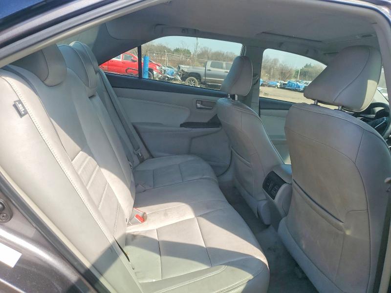 47289516 :رقم المزاد ، 4T1BF1FK5FU878056 vin ، 2015 Toyota Camry مزاد بيع