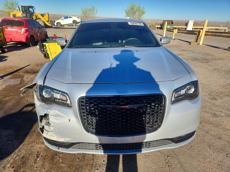 45642736 :رقم المزاد ، 2C3CCABGXPH537568 vin ، 2023 Chrysler 300 مزاد بيع