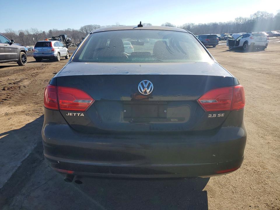 2011 Volkswagen Jetta მანქანა იყიდება აუქციონზე, vin: 3VWDX7AJ9BM013386, აუქციონის ნომერი: 41909276