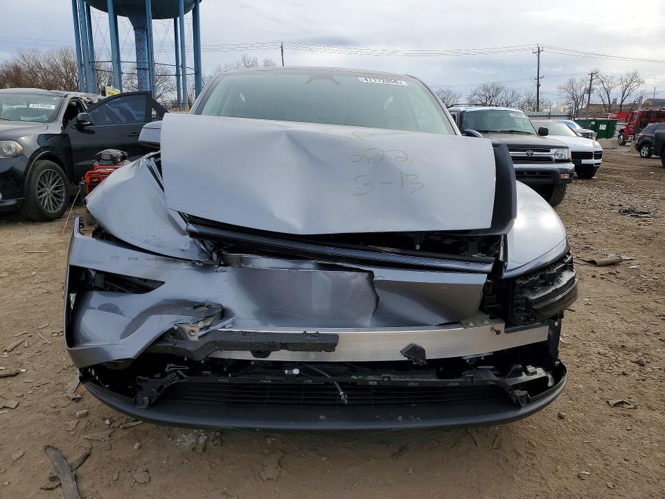 47172056 :رقم المزاد ، 7SAYGDED0TF462794 vin ، 2026 Tesla Y مزاد بيع