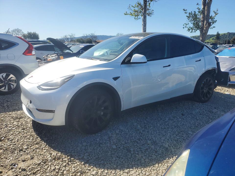 41731766 :رقم المزاد ، 7SAYGDEE6PF816896 vin ، 2023 Tesla Model Y مزاد بيع