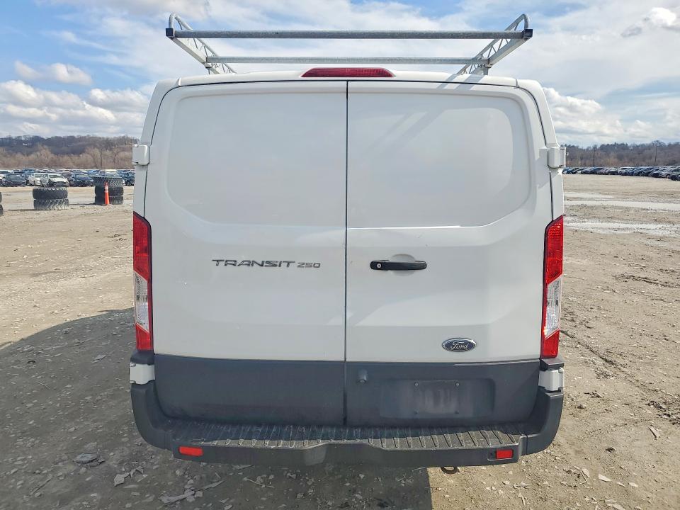 Продаж на аукціоні авто 2019 Ford Transit, vin: 1FTYR1ZM5KKA53109, номер лоту: 41786336
