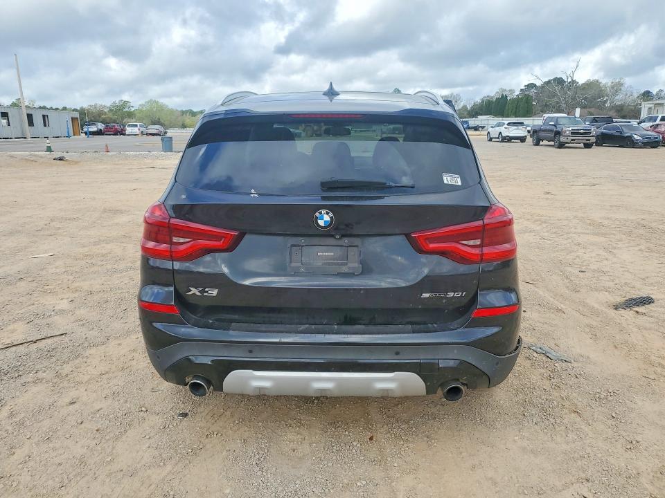 45655676 :رقم المزاد ، 5UXTR7C51KLF31102 vin ، 2019 Bmw 3 Series مزاد بيع