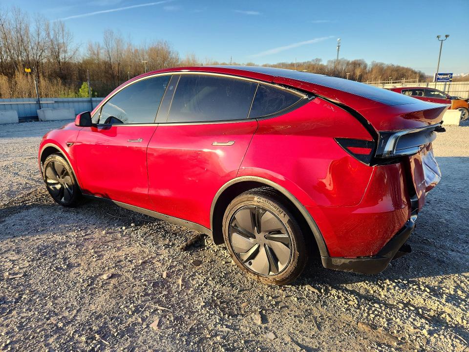 Продажа на аукционе авто 2026 Tesla Model Y, vin: 7SAYGDEE6TF323262, номер лота: 47267686