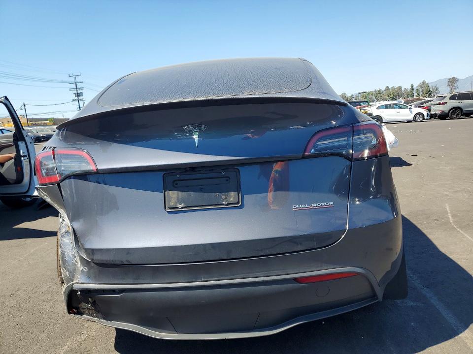 2023 Tesla Model Y მანქანა იყიდება აუქციონზე, vin: 7SAYGDEFXPF832883, აუქციონის ნომერი: 46942826