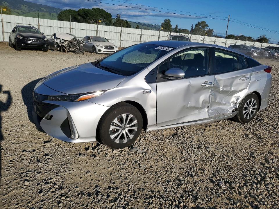 79654785 :رقم المزاد ، JTDKAMFP3M3181522 vin ، 2021 Toyota Prius Prime مزاد بيع
