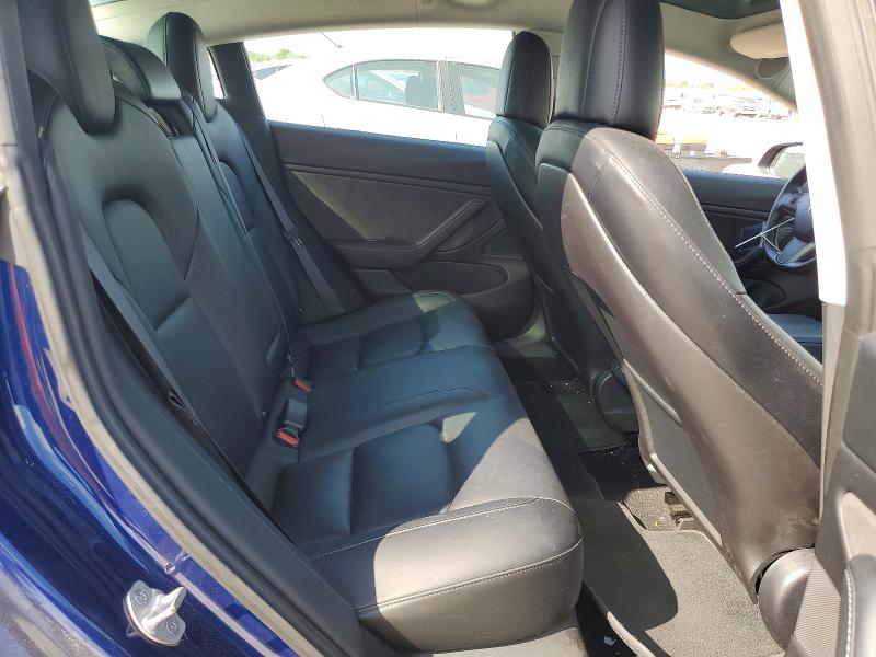 47637776 :رقم المزاد ، 5YJ3E1EA7JF109449 vin ، 2018 Tesla Model 3 مزاد بيع