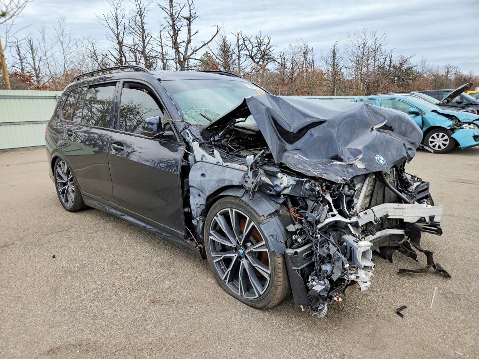 41583926 :رقم المزاد ، 5UXCX6C01M9H50033 vin ، 2021 Bmw X7 مزاد بيع