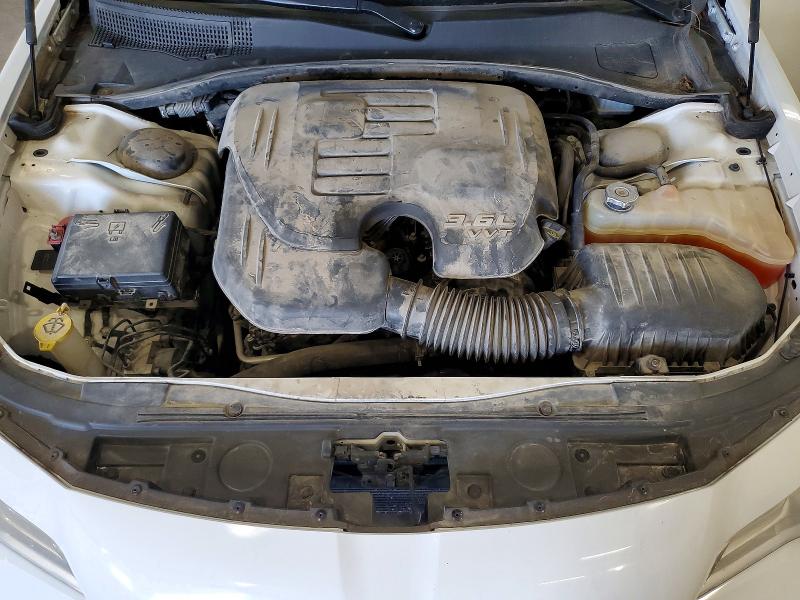 2018 Chrysler 300 მანქანა იყიდება აუქციონზე, vin: 2C3CCAKG7JH177568, აუქციონის ნომერი: 47574316