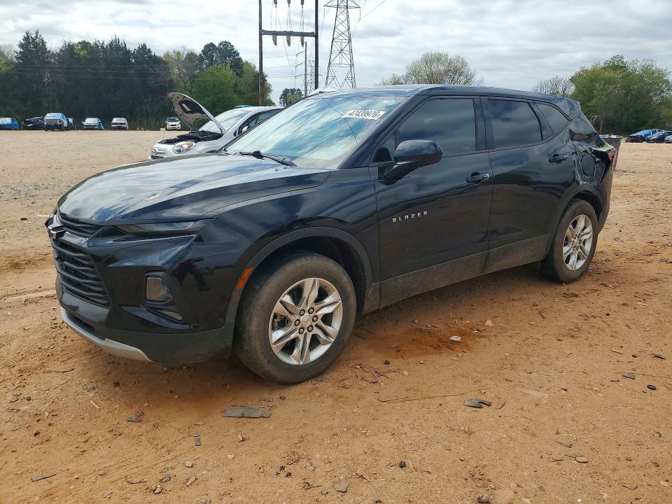 47439976 :رقم المزاد ، 3GNKBBRA8MS502013 vin ، 2021 Chevrolet Blazer مزاد بيع