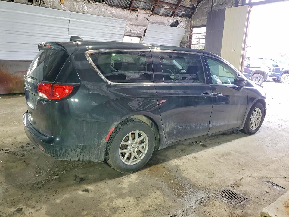 2022 Chrysler Voyager მანქანა იყიდება აუქციონზე, vin: 2C4RC1CG5NR166475, აუქციონის ნომერი: 45771006