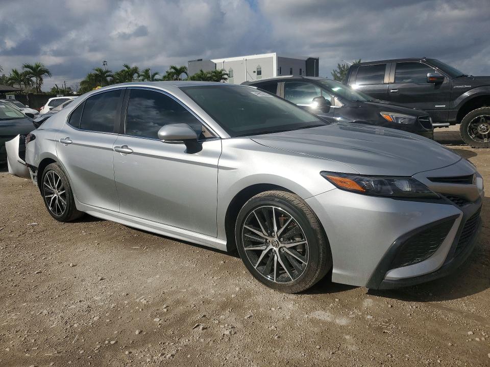 Продажа на аукционе авто 2023 Toyota Camry, vin: 4T1G11AK7PU117929, номер лота: 79359835