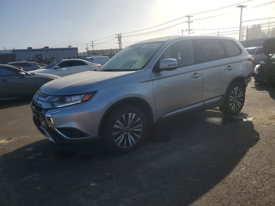 47100426 :رقم المزاد ، JA4AD3A39LZ043863 vin ، 2020 Mitsubishi Outlander مزاد بيع