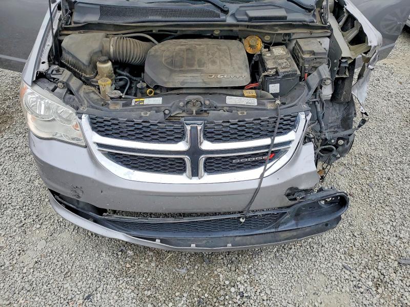 47771676 :رقم المزاد ، 2C4RDGBG6JR161278 vin ، 2018 Dodge Grand Caravan مزاد بيع