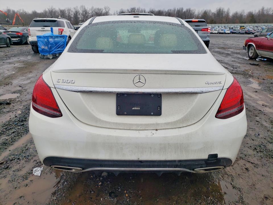 45965406 :رقم المزاد ، 55SWF8EB9LU323078 vin ، 2020 Mercedes-benz C مزاد بيع