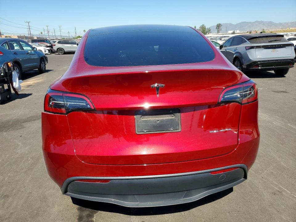 Продаж на аукціоні авто 2024 Tesla Model Y, vin: 7SAYGAEE6RF057068, номер лоту: 46956826
