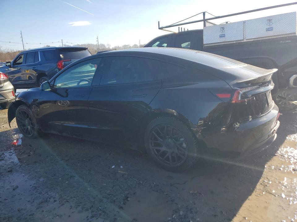 41925456 :رقم المزاد ، 5YJ3E1EA5RF825276 vin ، 2024 Tesla Model 3 مزاد بيع