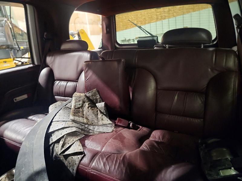 41777646 :رقم المزاد ، 1GKEK13R9XJ725251 vin ، 1999 Gmc Yukon مزاد بيع