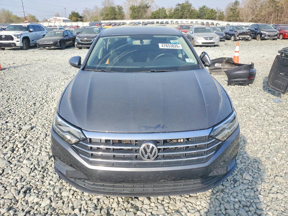 47653826 :رقم المزاد ، 3VWCB7BU9LM037496 vin ، 2020 Volkswagen Jetta مزاد بيع