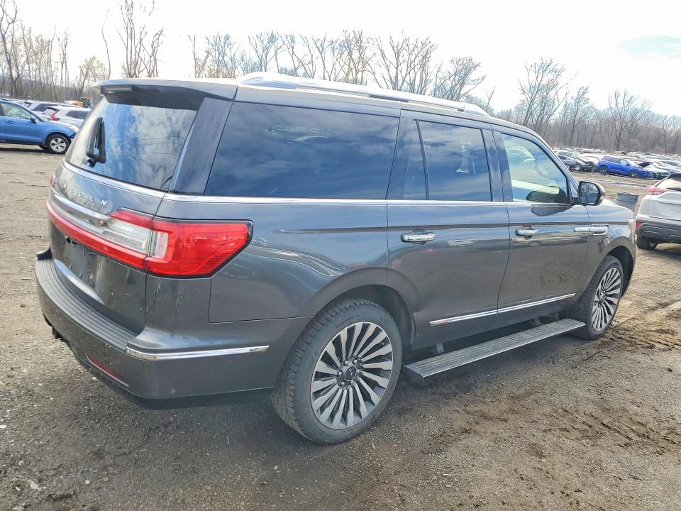 52972776 :رقم المزاد ، 5LMJJ2LT4JEL19370 vin ، 2018 Lincoln Navigator مزاد بيع