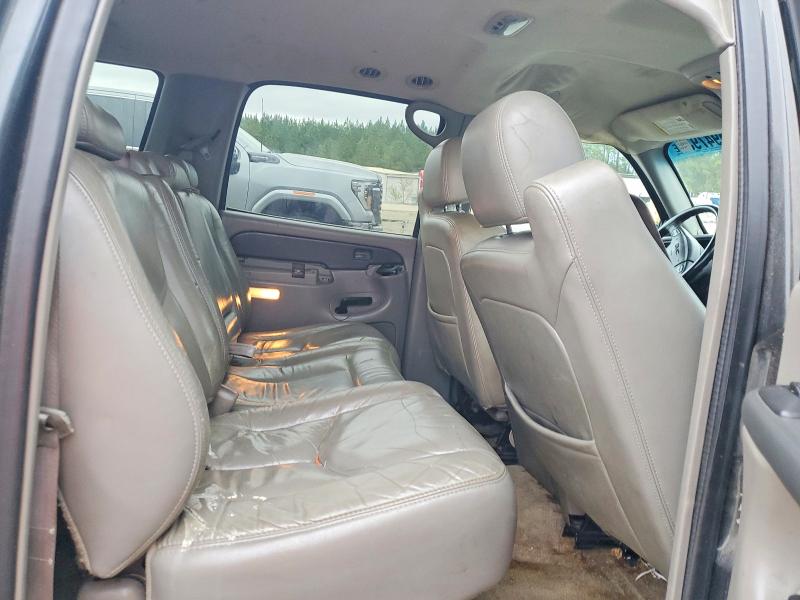 Продажа на аукционе авто 2003 Gmc Yukon Xl, vin: 3GKGK26G83G228647, номер лота: 45947936