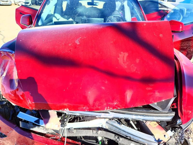 47293946 :رقم المزاد ، 7SAYGDED1TF421977 vin ، 2026 Tesla Model Y مزاد بيع
