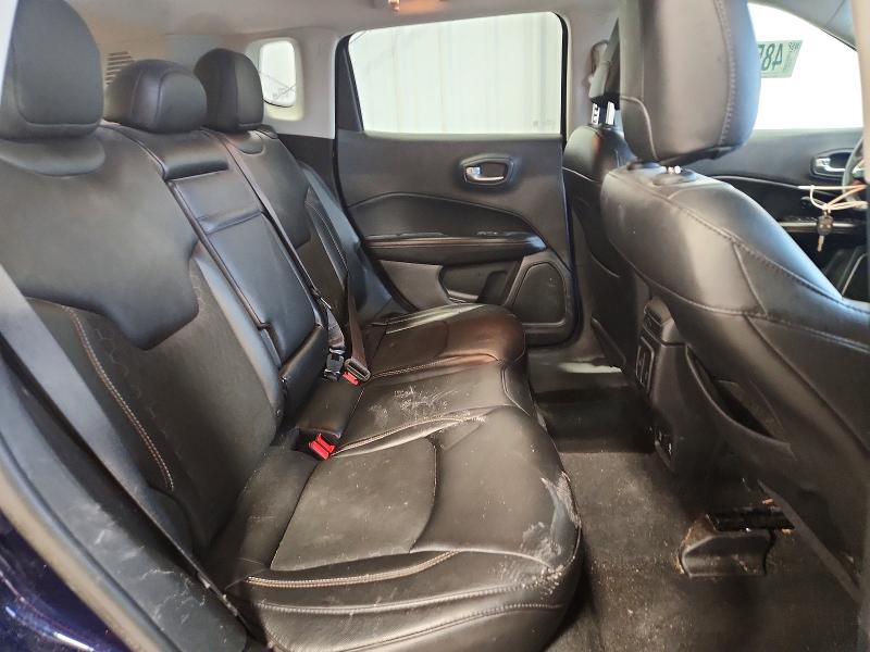 48556896 :رقم المزاد ، 3C4NJDBB2JT342420 vin ، 2018 Jeep Compass مزاد بيع