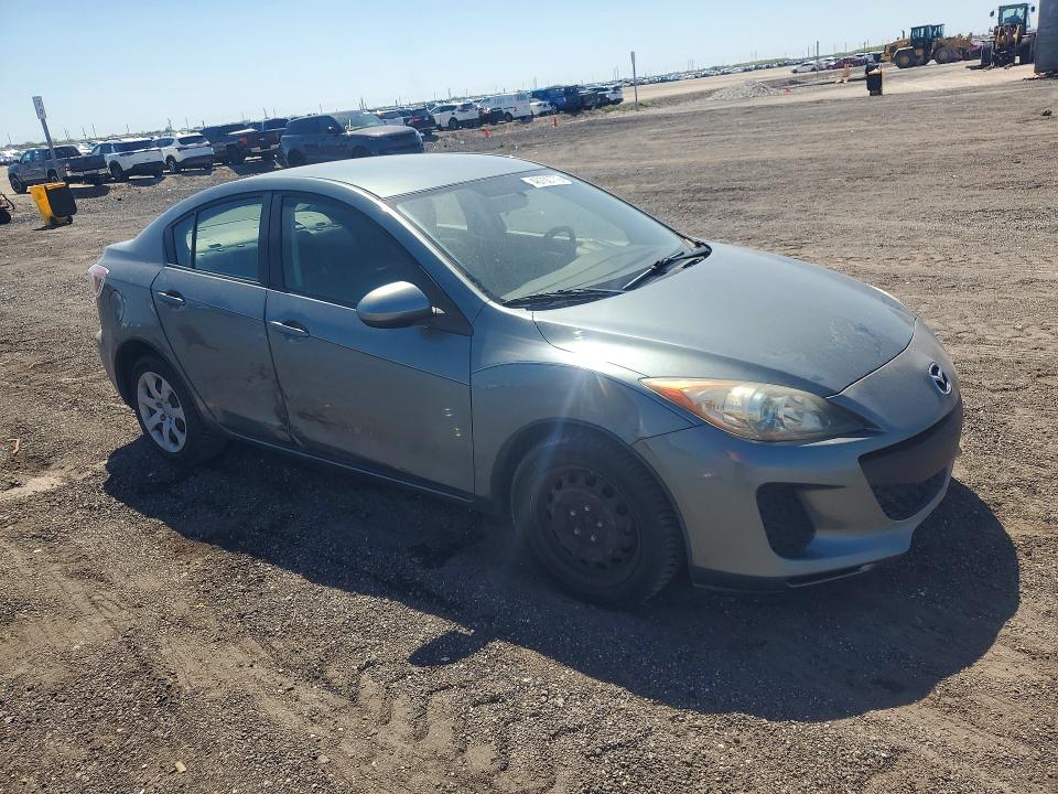 46700776 :رقم المزاد ، JM1BL1U72D1758175 vin ، 2013 Mazda 3 مزاد بيع
