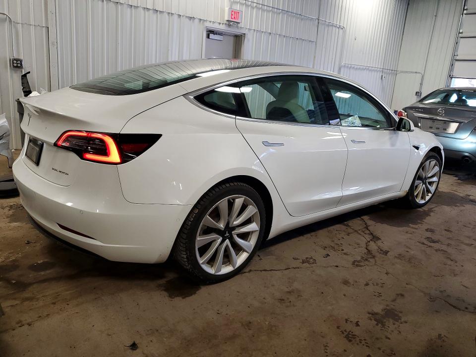 45921746 :رقم المزاد ، 5YJ3E1EB3KF494907 vin ، 2019 Tesla Model 3 مزاد بيع