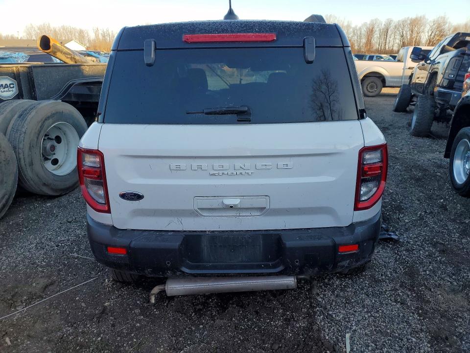 Продажа на аукционе авто 2025 Ford Bronco Sport, vin: 3FMCR9CN7SRE54663, номер лота: 45842276